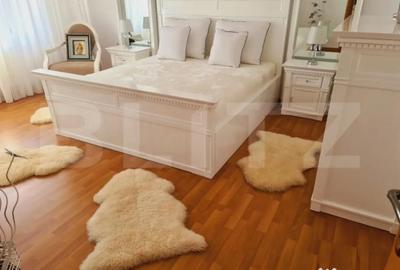 Casă cu 7 camere cu Teren 700 Mp în Central - 15