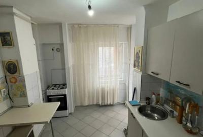 Apartament cu 2 camere decomandat în Central - 3