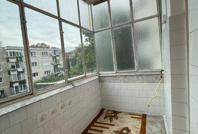 Apartament 2 camere, etaj 3/4,  mp 51 mp utili, zona Lipovei - 13