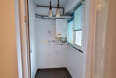 Garsonieră decomandată, mobilată în Vest - 14