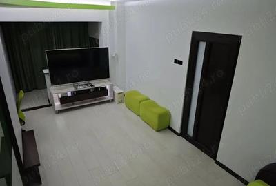 Apartament cu 2 camere decomandat în Tei