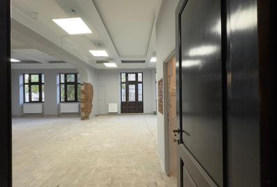 Spatiu birou, salon, cabinet, 87mp, central, aproape de Piata Unirii - 2