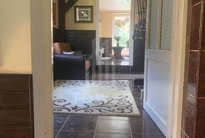 Casă în centrul Cisnădioarei cu 243mp de locuit și teren de 936mp - 31