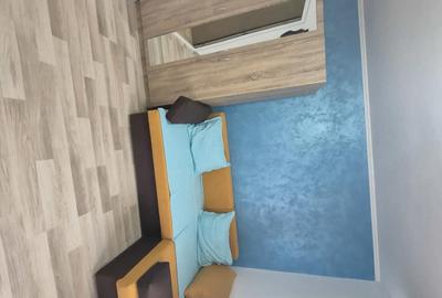 Garsonieră decomandată în Industrială - 2