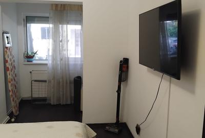 Apartament cu 3 camere decomandat în Far - 7