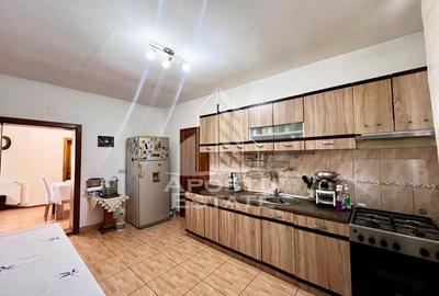 Casa 6 camere, 4 parcari, pretabila birouri sau locuinta - Mehala - 3