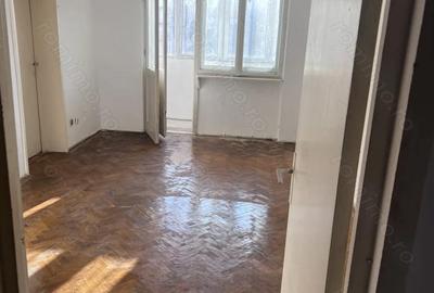 Apartament cu 2 camere decomandat în Central - 4