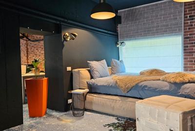 Spatiu Comercial -Piata 1 Mai - 7