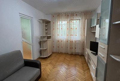 Apartament 3 camere | Etajul 2/4 |Ostroveni Dispensar - 9