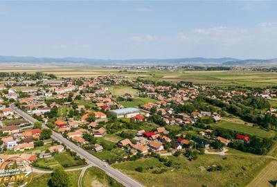 FILM! 2.000 mp teren intravilan, cu utilitati, apreciabil a - 7