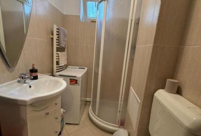Apartament cu 3 camere decomandat în Central - 4
