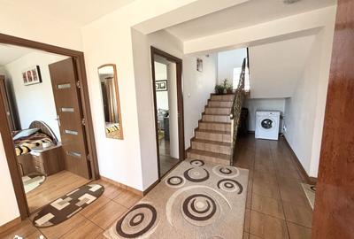 Casă cu 5 camere cu Teren 768 Mp în Poienarii Burchii - 14