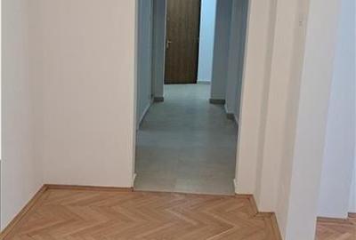 Inchiriere apartament 4 camere decomandat spatios ULTRACENTRAL - 4