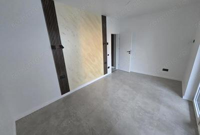 Apartament cu 3 camere decomandat în Girocului - 12