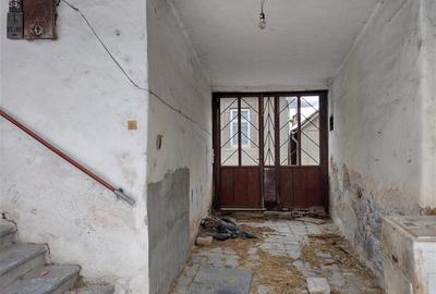 Casă individuală cu 8 camere cu Teren 784 Mp în Vest - 22