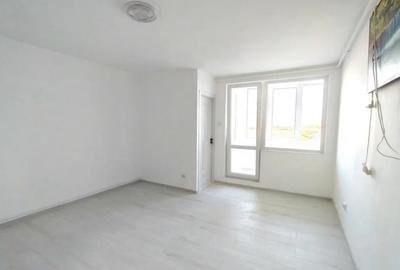 Garsoniera decomandat - zona Noua - 1