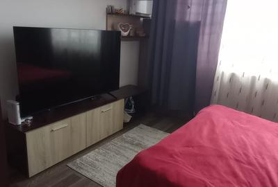 Garsonieră decomandată, mobilată în Metalurgie - 2