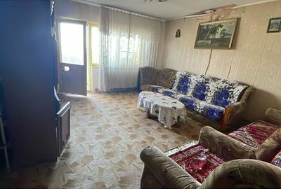 Apartament cu 2 camere decomandat în Buftea