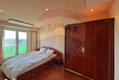 Apartament cu 3 camere, mobilat în Polivalentă - 9
