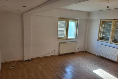 Casă individuală cu 6 camere cu Garaj în Iancu Nicolae - 8