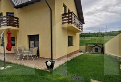Casă cu 4 camere cu Teren 500 Mp în Central