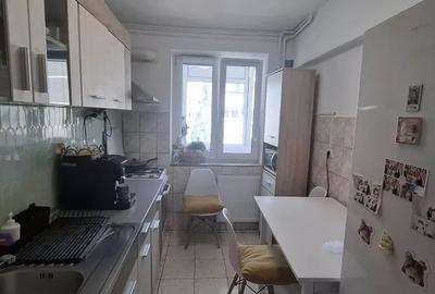 Apartament cu 3 camere semidecomandat, mobilat în Drumul Taberei - 5