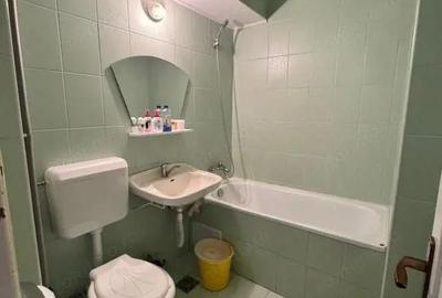 Apartament cu 3 camere semidecomandat în Central - 3