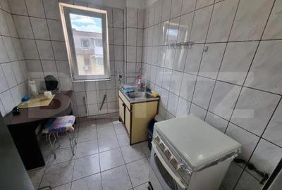 Apartament cu 2 camere semidecomandat în Craiovița Nouă - 2