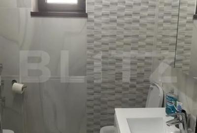 Casă cu 7 camere cu Teren 900 Mp în Central - 7