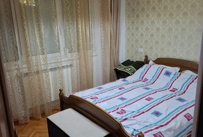 Vand apartament 3 camere Micro 3 - 8