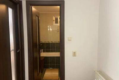 Apartament cu 4 camere decomandat în 1 Mai - 2