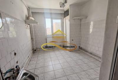 Apartament de vânzare - 2 camere decomandate, etaj intermediar, - 11