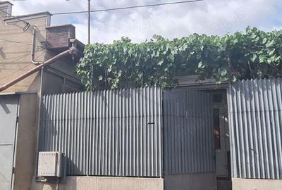 Casa cu curte, Margeanului, strada Coman Ion, sector 5 - 2