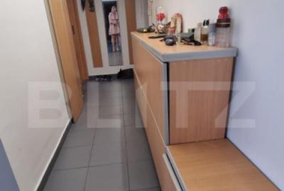 Apartament de vanzare, cu 3 camere, 61 mp, zona semicentrala - 2