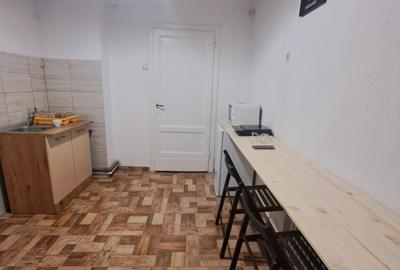 Apartament cu 2 camere semidecomandat în P-ța Romană - 10