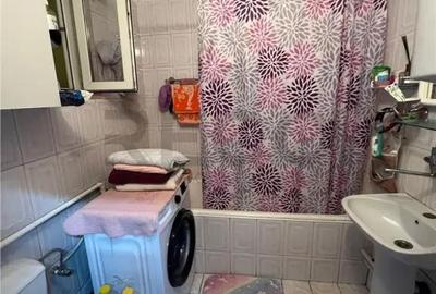 Casă cu 4 camere cu Teren 1344 Mp în Sălard - 1