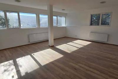 Casă cu 4 camere în Popești-Leordeni - 1