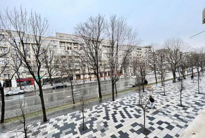 Spatiu comercial, stradal , de inchiriat in Bdul Decebal - 10