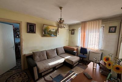 Vând apartament 2 camere zona centrală Balș