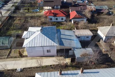 Casă cu 4 camere cu Teren 809 Mp în Central - 16