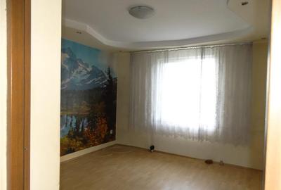 Apartament cu 2 camere nedecomandat în Telecabinei - 12
