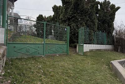 Casă cu 4 camere în Glod - 1