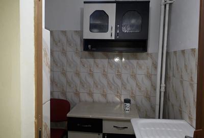 Vand garsoniera confort I utilata ?i mobilata zona I, etaj 2 din 4, strada Hipodrom. - 4