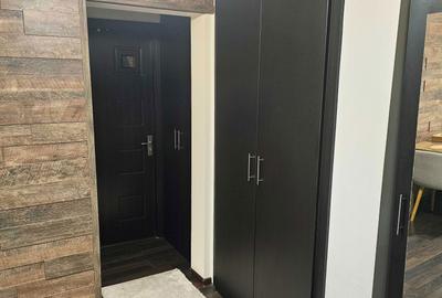 Apartament cu 2 camere decomandat în Urziceni - 2