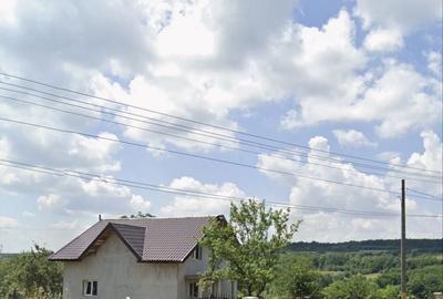 Casă cu 4 camere în Grajduri - 6
