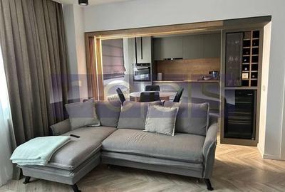 Apartament cu 4 camere decomandat în Moșilor