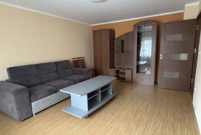 Apartament cu 4 camere decomandat în Brătianu - 2