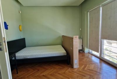 Piata Lahovari - Pitar Mos 3 camere etaj 4, 2 bai, 2 balcone, centrala proprie Piata Lahovari - Pitar Mos 3 camere etaj 4, 2 bai, 2 balcone, centrala proprie - 3