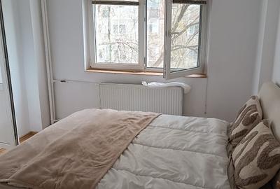 Apartament cu 3 camere semidecomandat, mobilat în Ghencea - 5