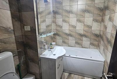Apartament cu 4 camere decomandat în Central - 1